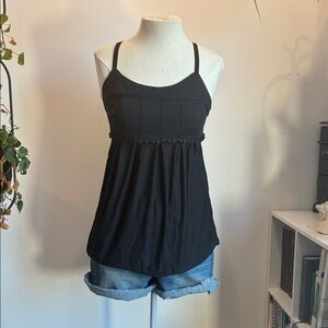 Small black Lululemon tank top
